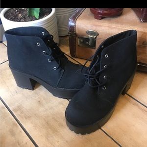 H&M chunky black lace up shoe/boots NEW